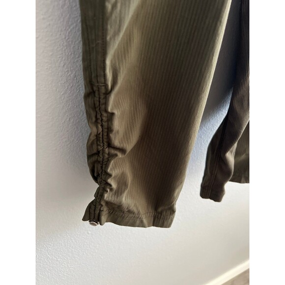 Olive Green dance studio capris size 4 - Picture 3 of 11